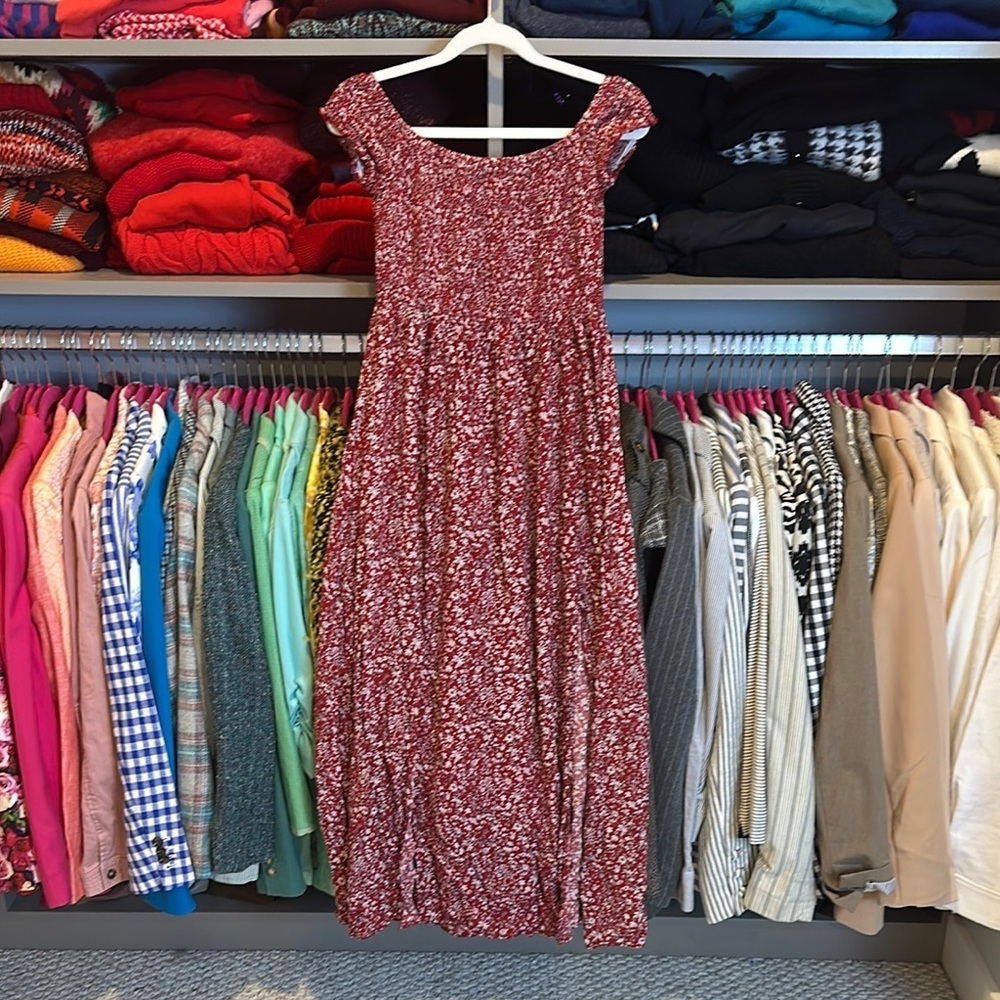 SHEIN pinkish red/white floral smocked bust 2 front slits midi dress size M